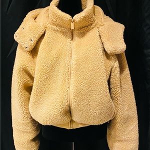 Alo Yoga foxy sherpa jacket in camel